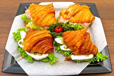 クロワッサンサンド